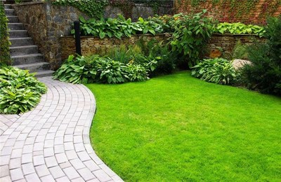 小區(qū)園林養(yǎng)護(hù)成本解析與專(zhuān)業(yè)服務(wù)選擇——以連然園林、當(dāng)涂園林為例